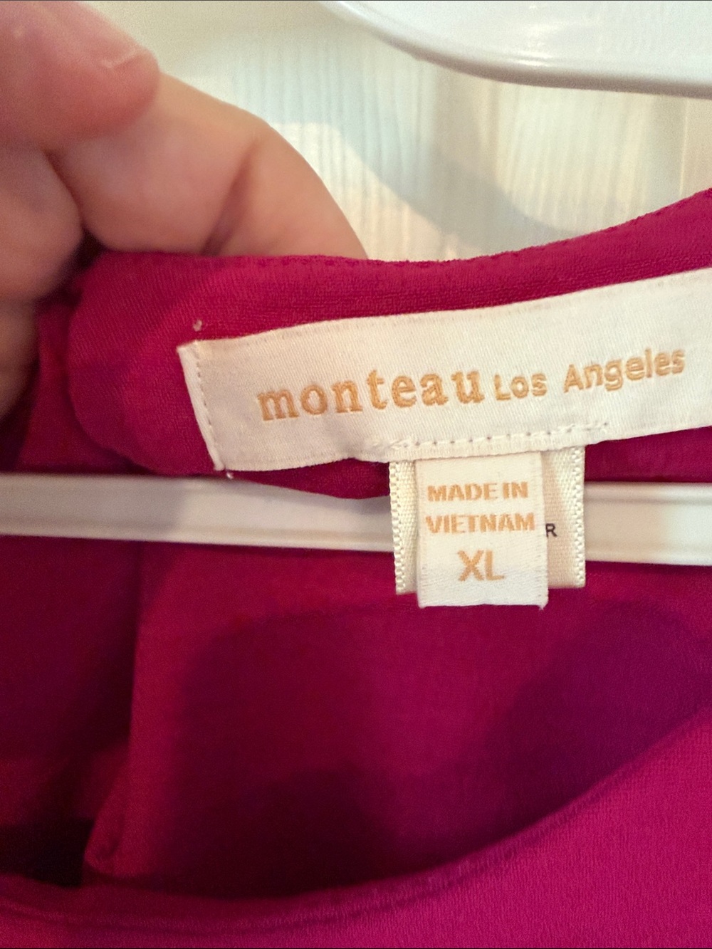 Scalloped Hem Sleeveless Tank Top - Magenta - Picture 3 of 5